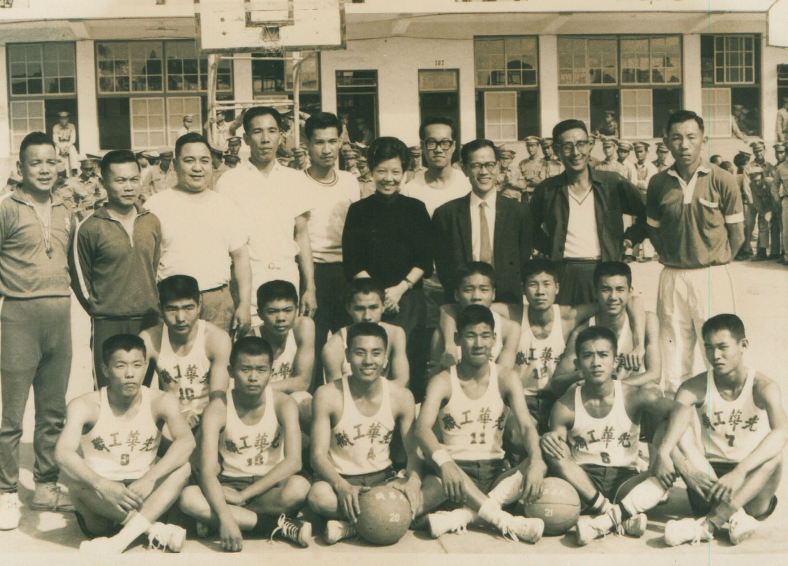 Image gallery marquee